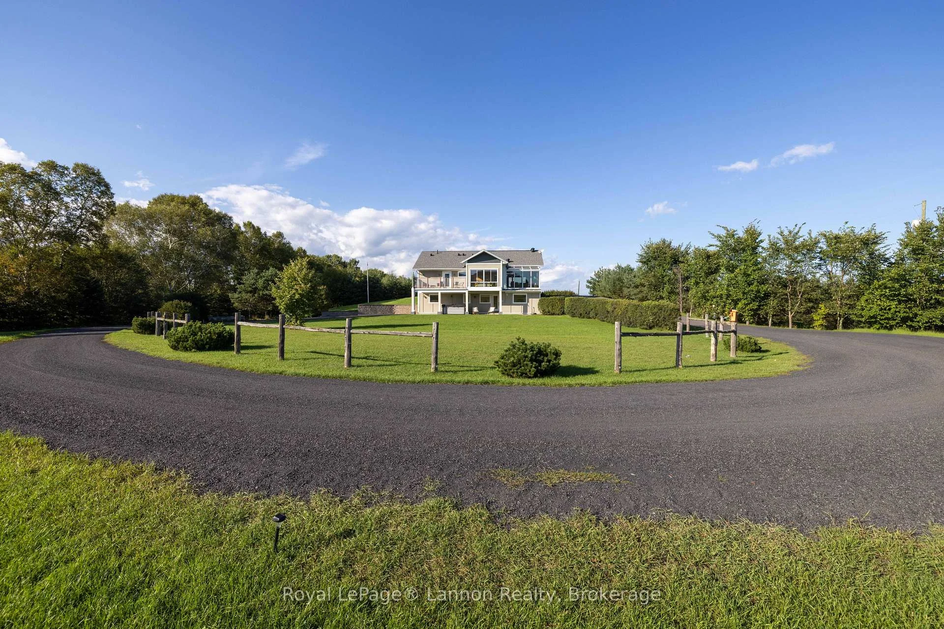 Photo 6 of 401 Barrie Drive, Oliver Paipoonge, Kakabeka Falls — HOMEH