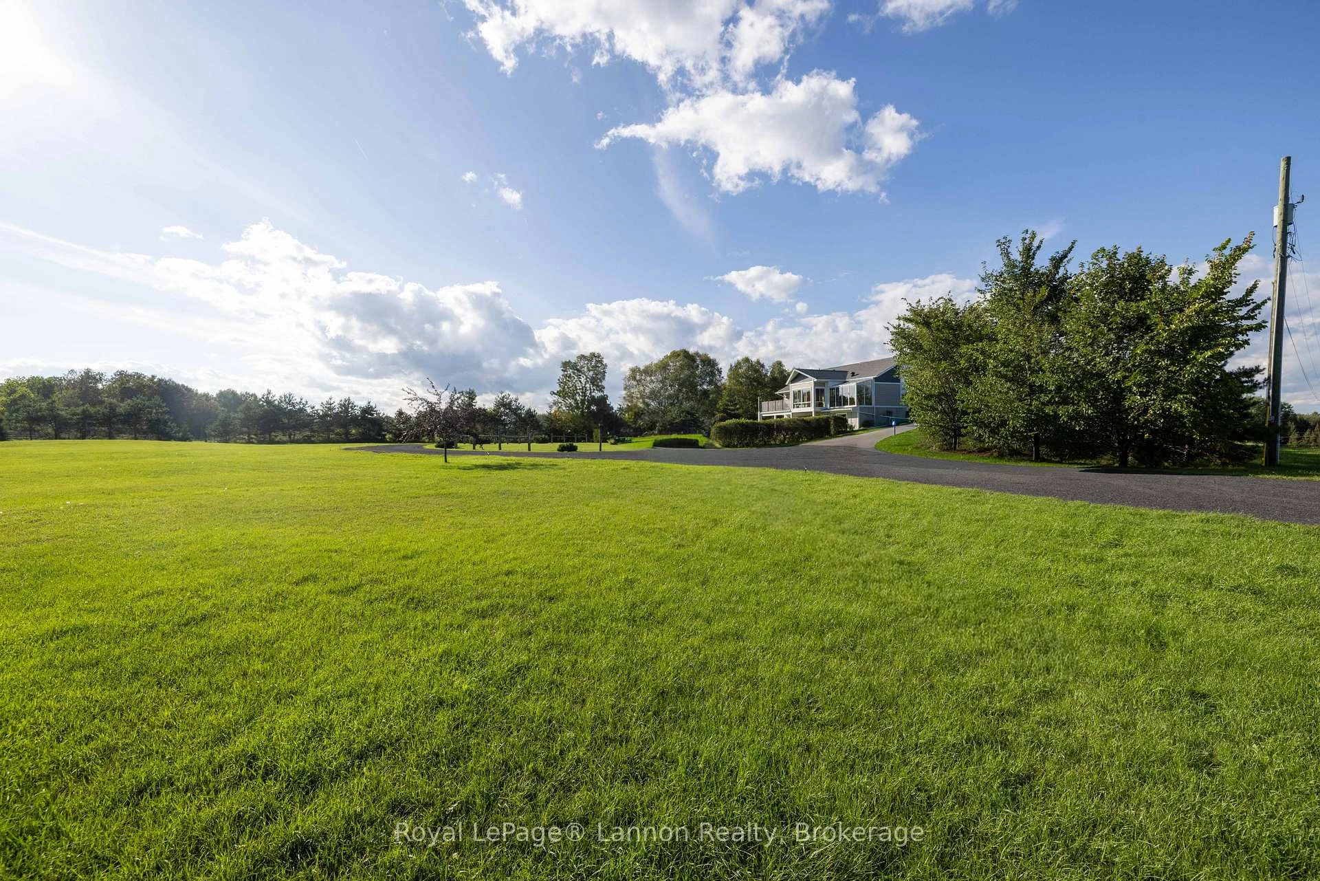 Photo 13 of 401 Barrie Drive, Oliver Paipoonge, Kakabeka Falls — HOMEH