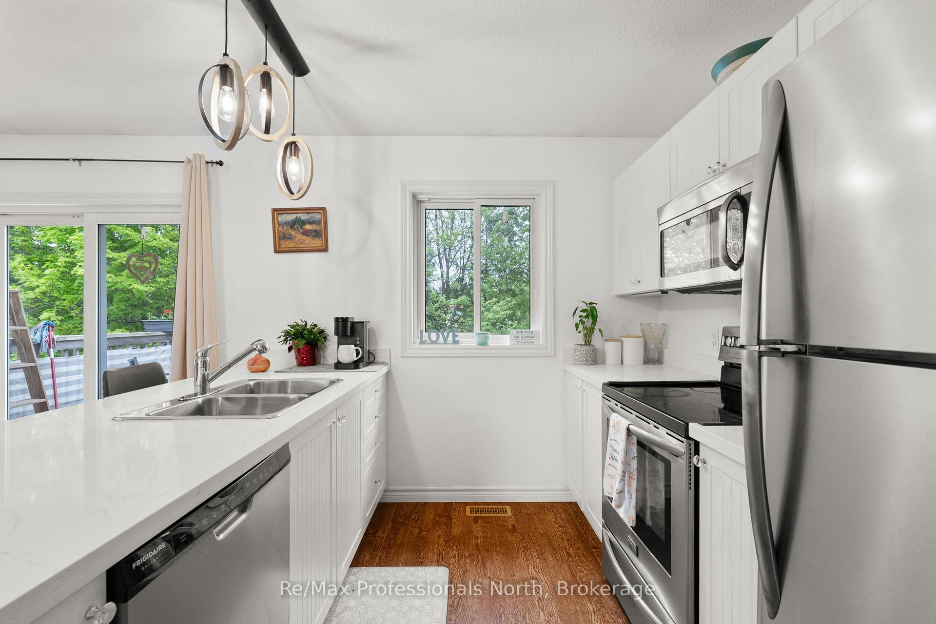Photo 5 of Unit 68, 200 Pine Street, Bracebridge, Macaulay — HOMEH