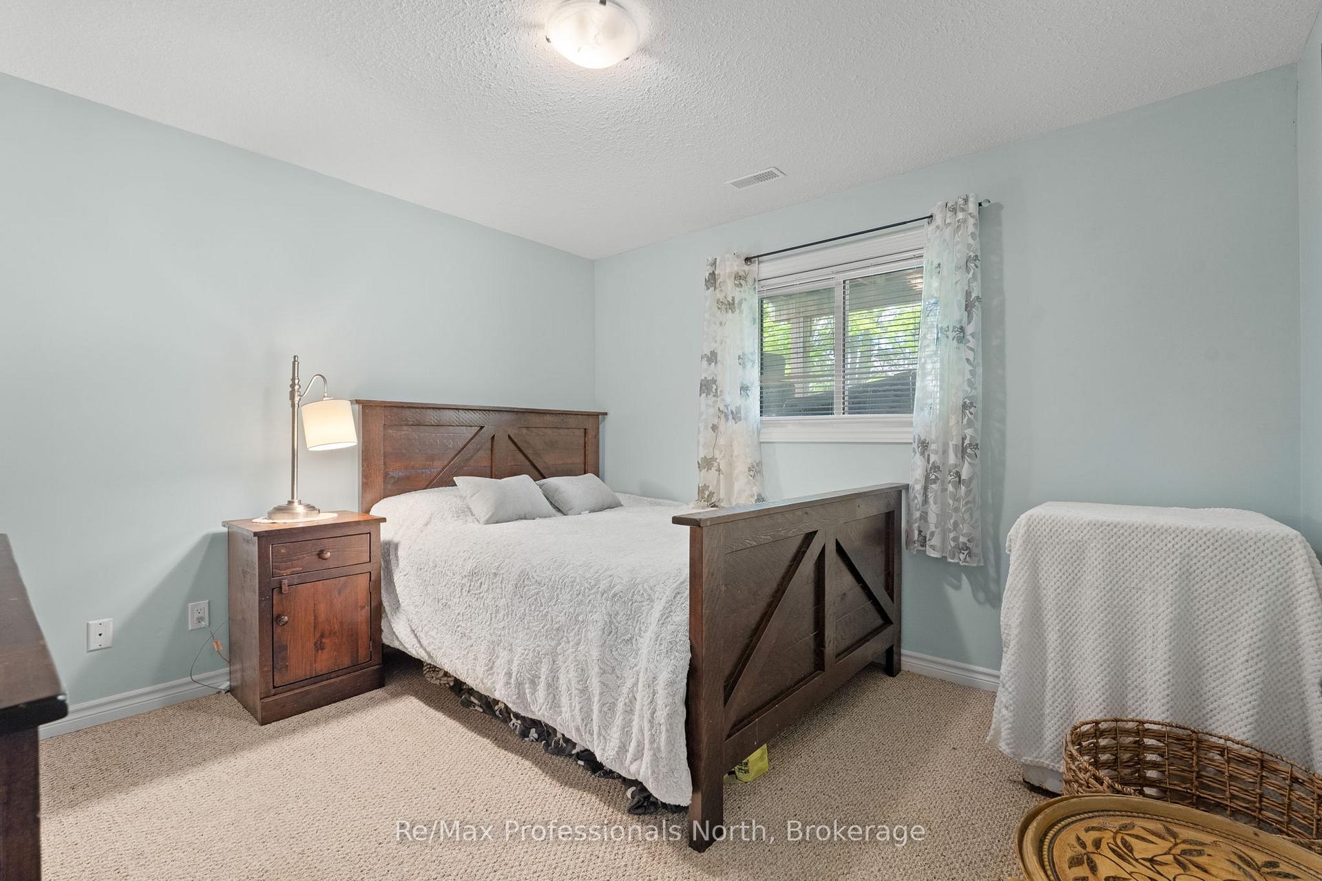 Photo 12 of Unit 68, 200 Pine Street, Bracebridge, Macaulay — HOMEH