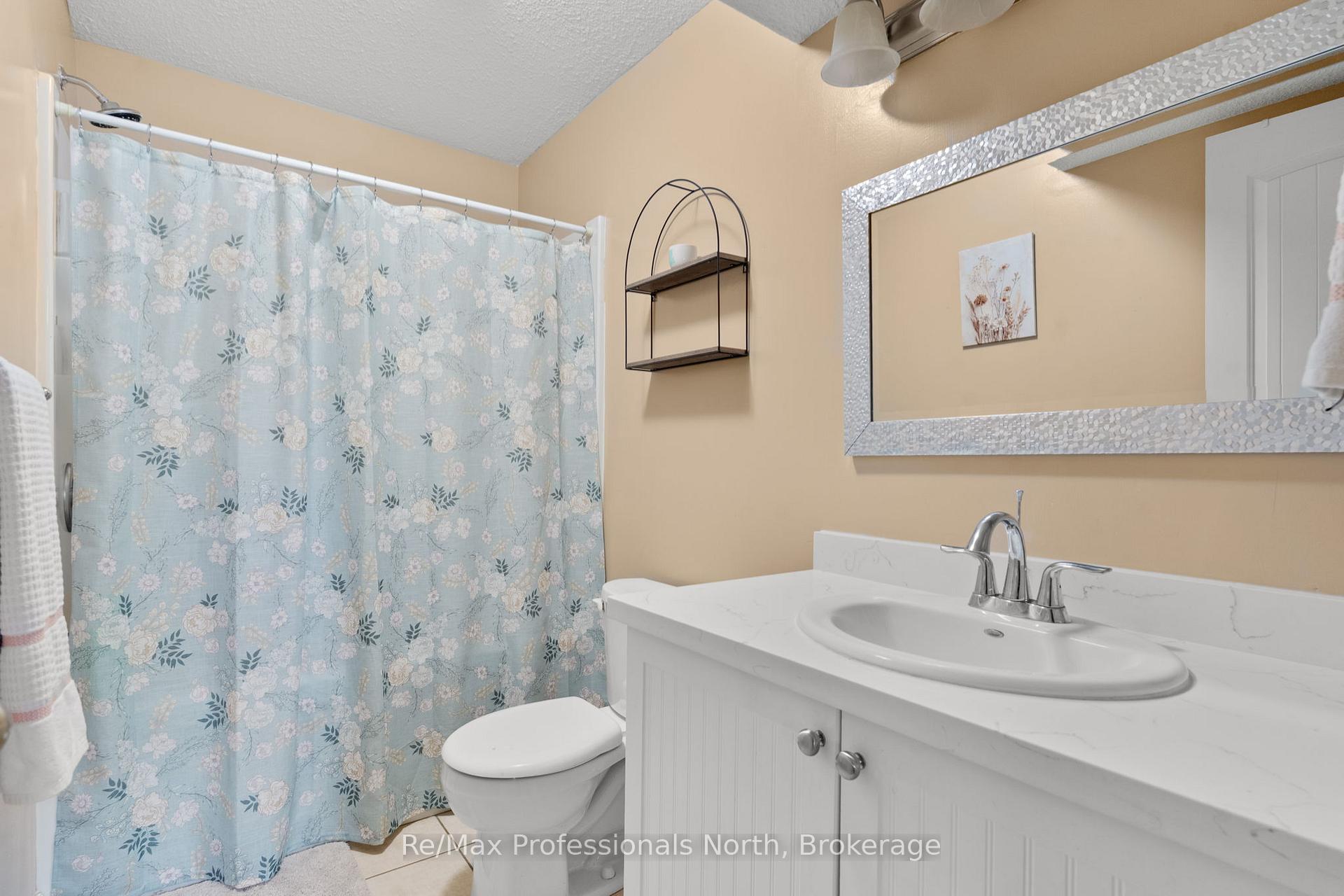 Photo 14 of Unit 68, 200 Pine Street, Bracebridge, Macaulay — HOMEH