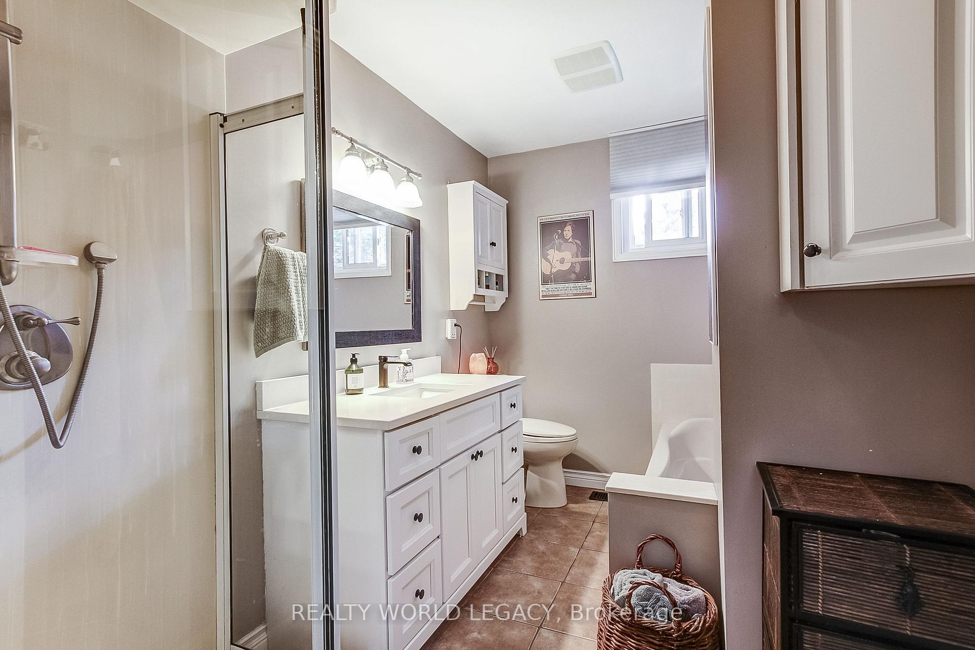 Photo 21 of 2426 Lambeth Avenue, Burlington, Mountainside — HOMEH