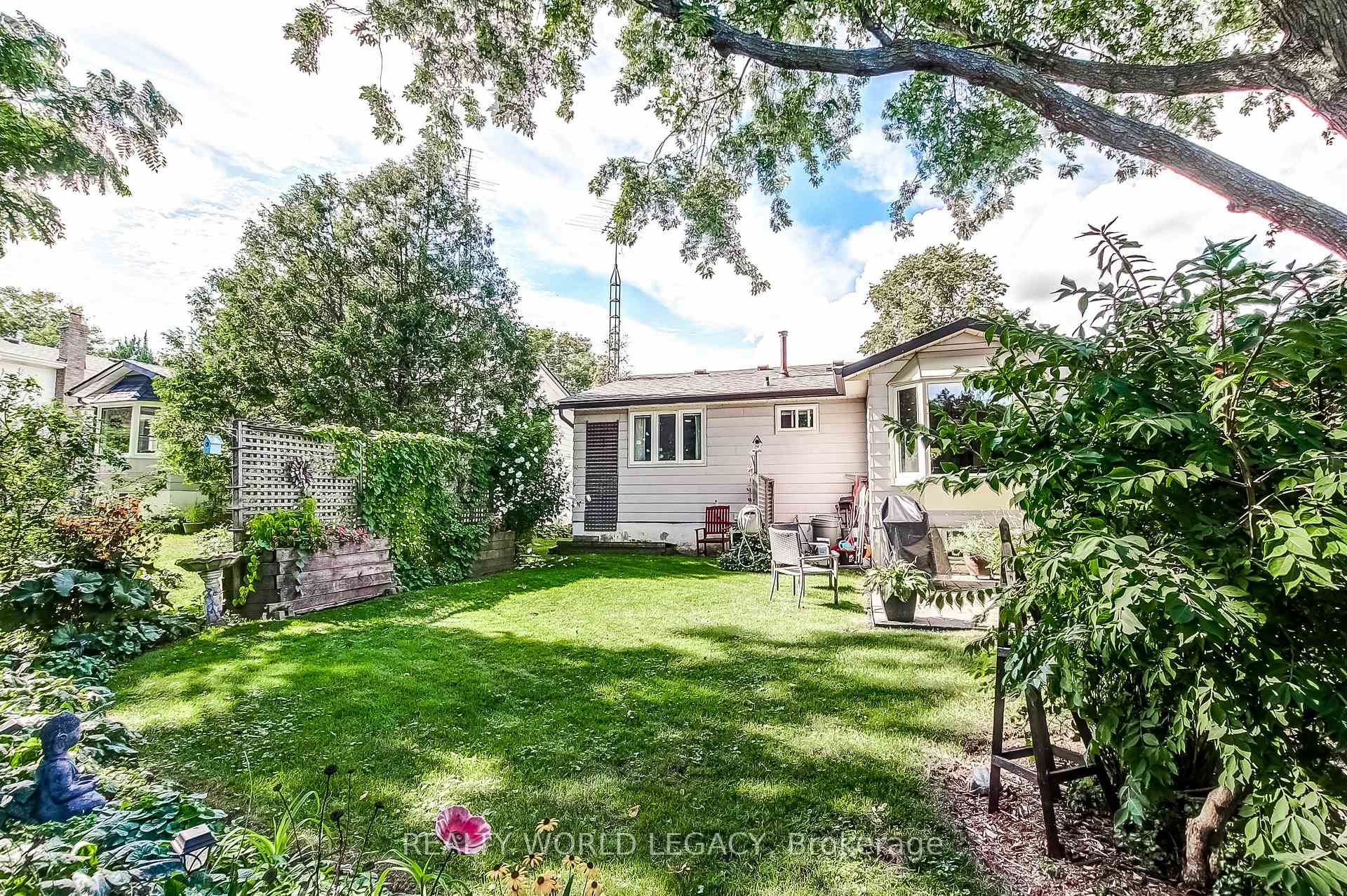 Photo 46 of 2426 Lambeth Avenue, Burlington, Mountainside — HOMEH
