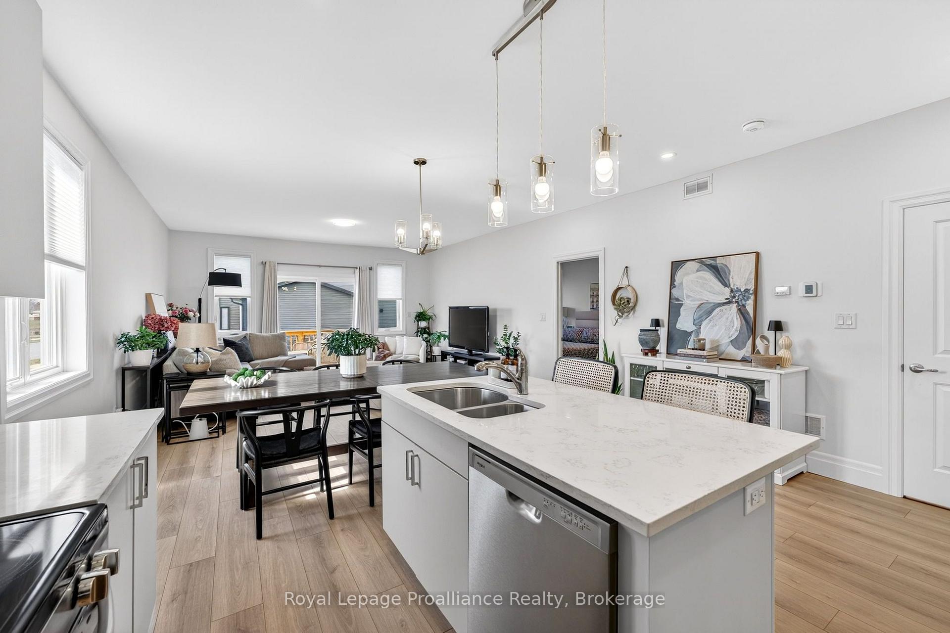 Photo 12 of 7 Griffin Street, Prince Edward County, Hallowell Ward — HOMEH
