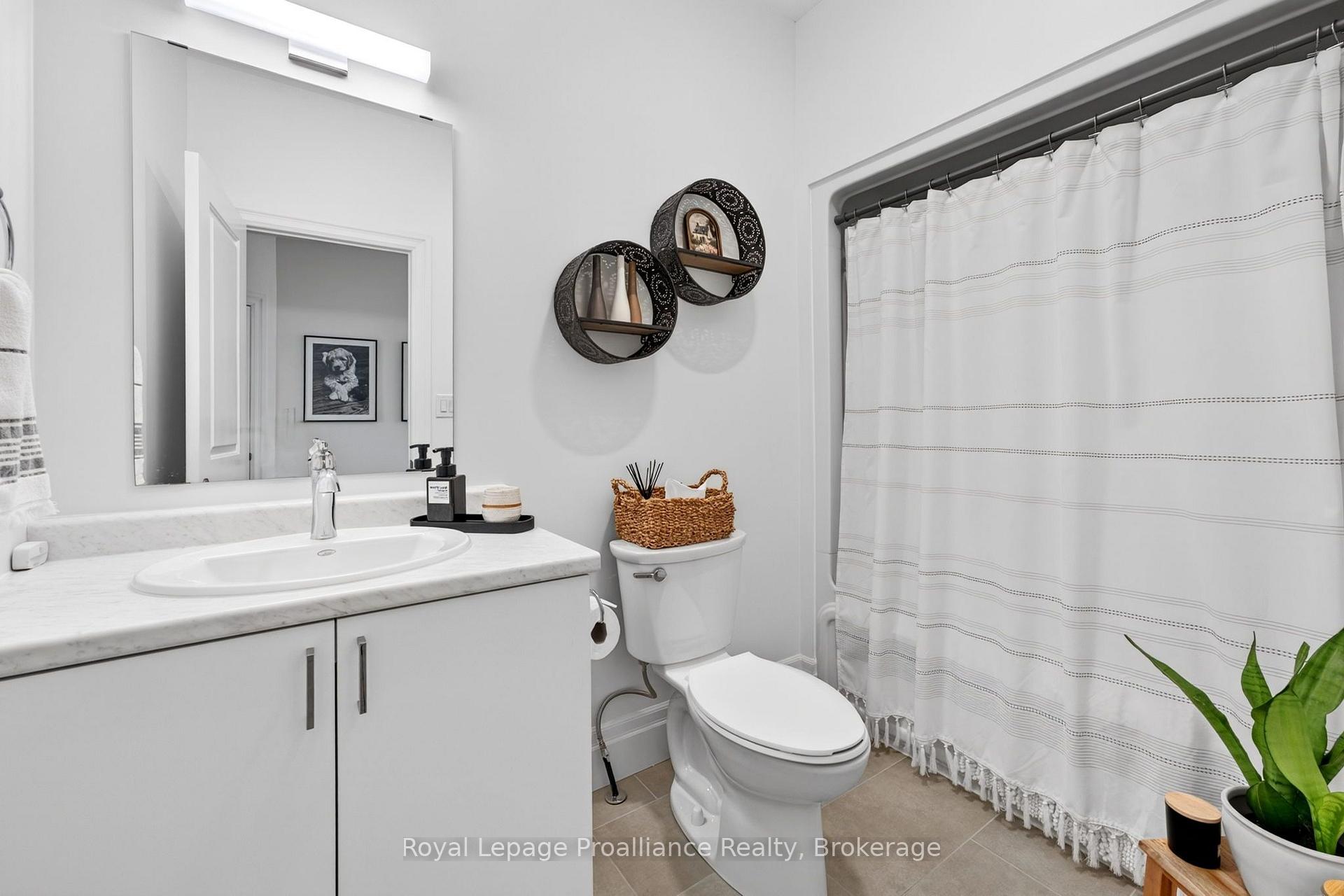 Photo 20 of 7 Griffin Street, Prince Edward County, Hallowell Ward — HOMEH