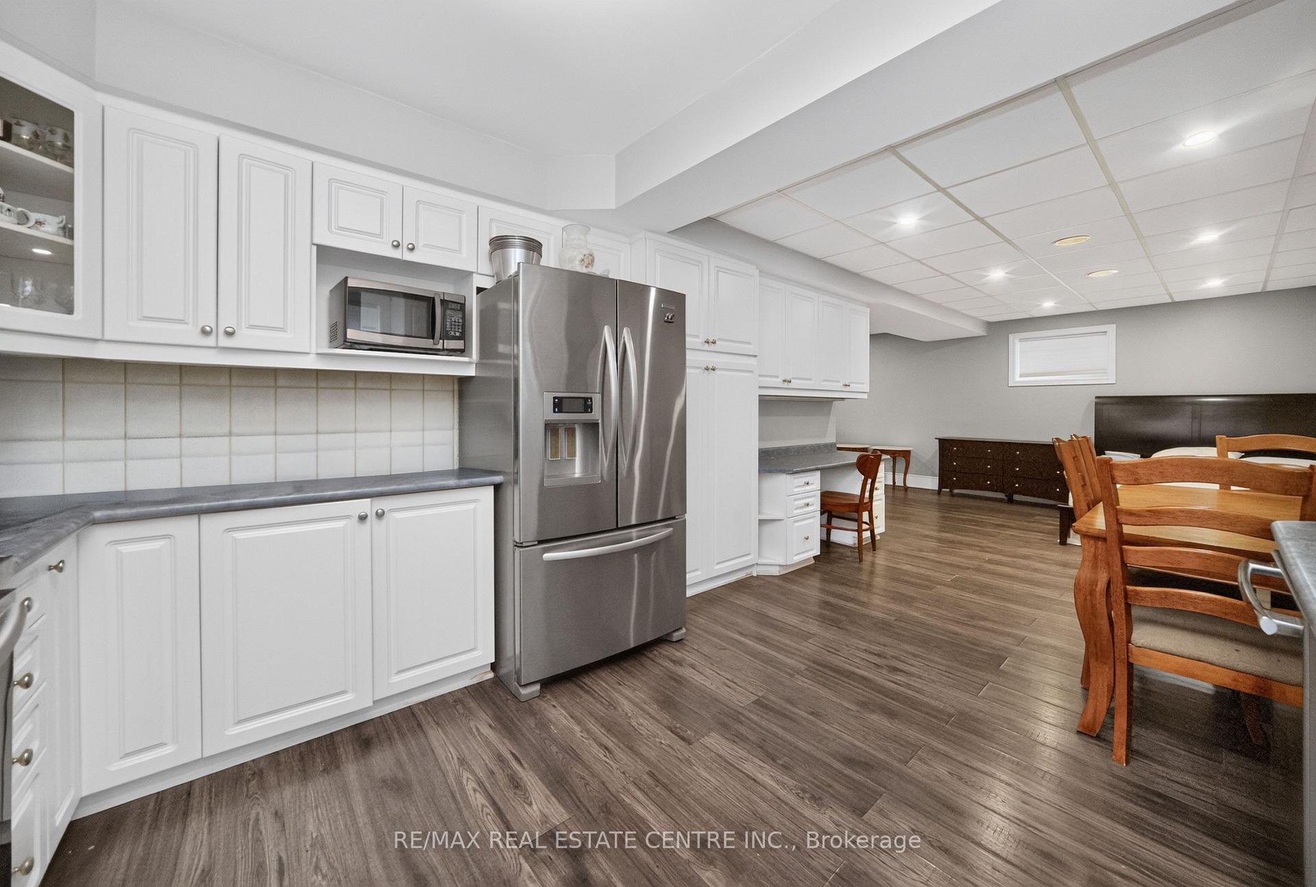 Photo 19 of 3 Twin Willow Crescent, Brampton, Snelgrove — HOMEH