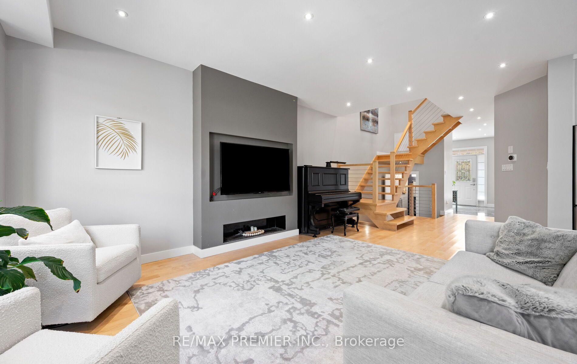 Photo 8 of 54 Blaydon Lane, Aurora, Bayview Wellington — HOMEH