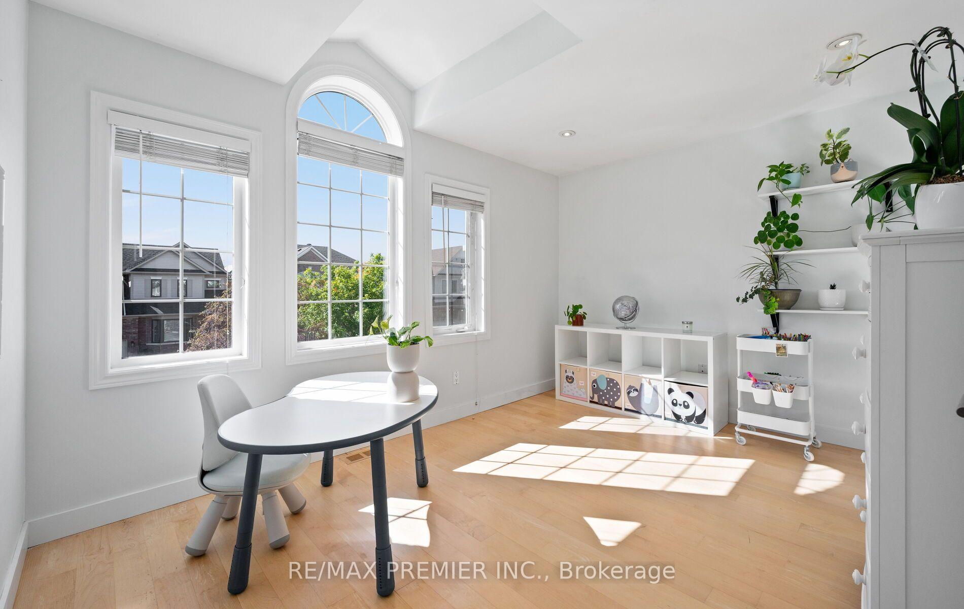 Photo 32 of 54 Blaydon Lane, Aurora, Bayview Wellington — HOMEH