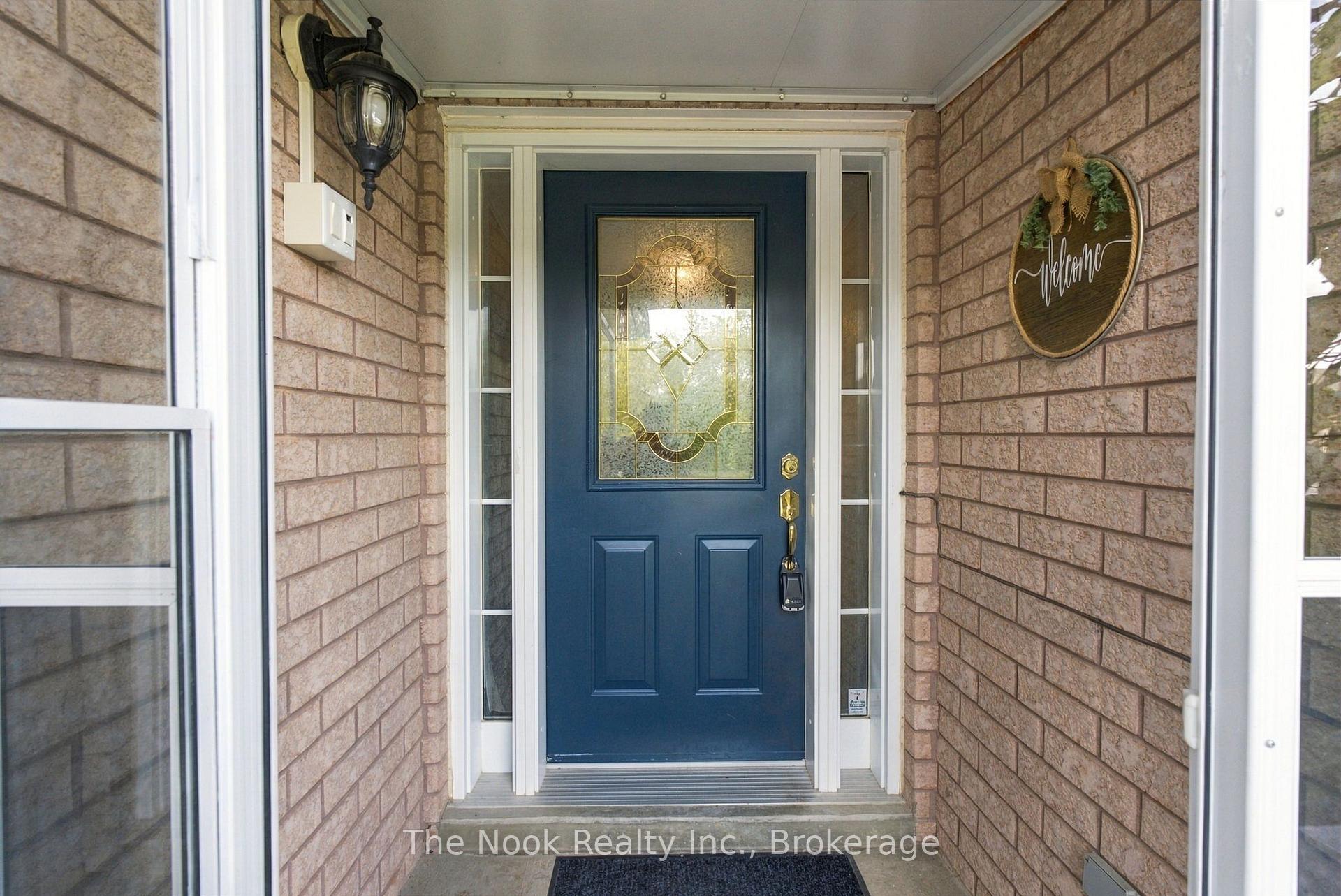 Photo 4 of 1633 Erindale Crescent, Oshawa, Samac — HOMEH
