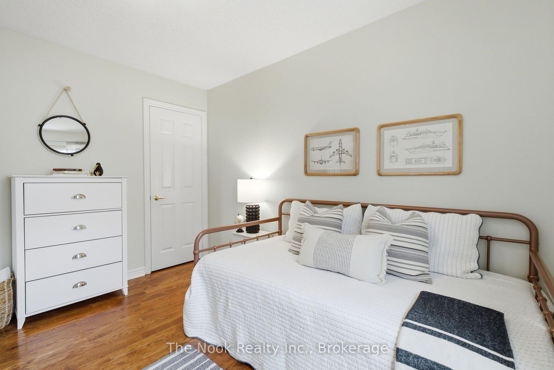 Photo 21 of 1633 Erindale Crescent, Oshawa, Samac — HOMEH