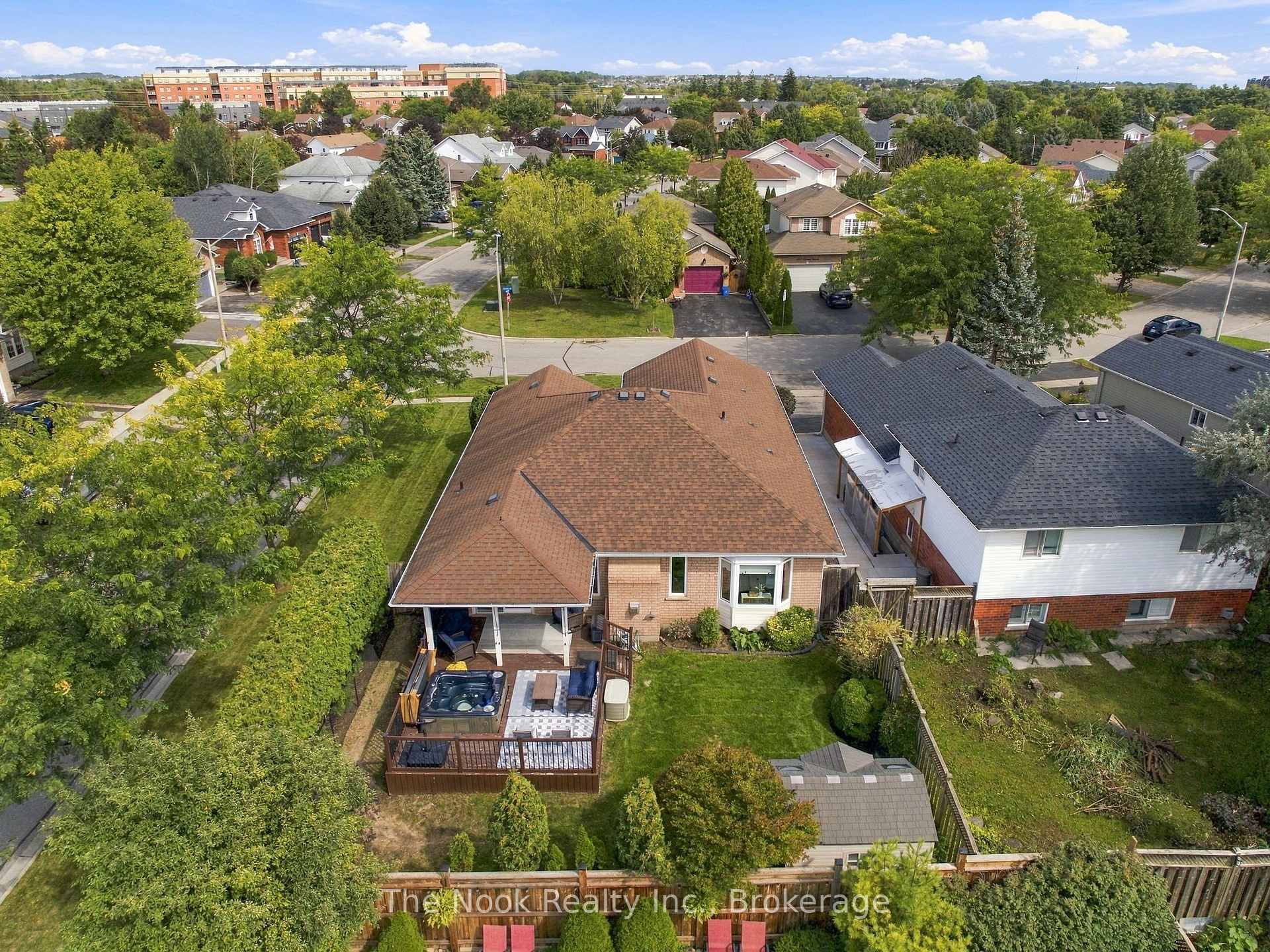 Photo 39 of 1633 Erindale Crescent, Oshawa, Samac — HOMEH