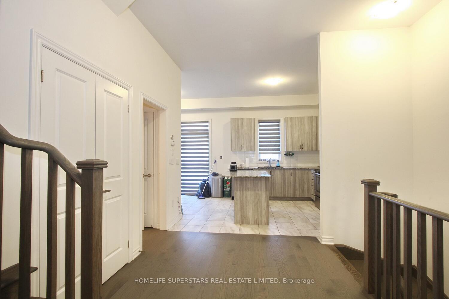 Photo 12 of 72 Wascana Road, Vaughan, Elder Mills — HOMEH