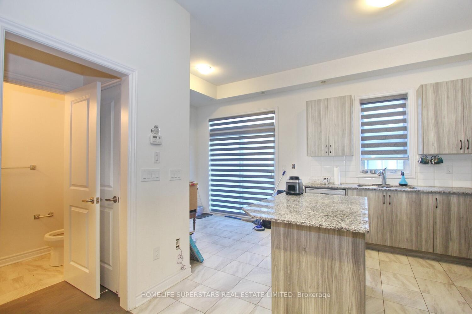 Photo 13 of 72 Wascana Road, Vaughan, Elder Mills — HOMEH