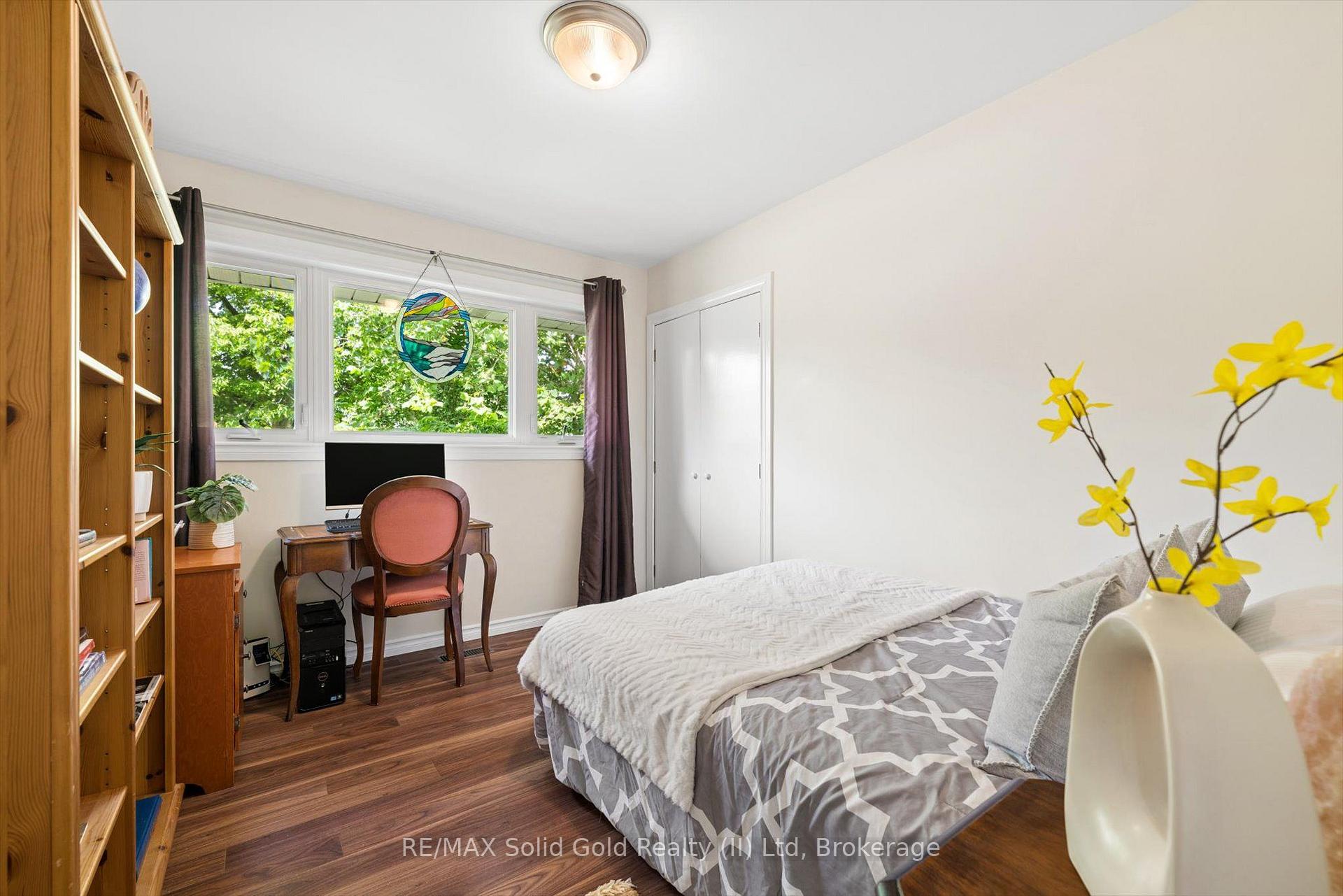 Photo 11 of 35 Edinburgh Road, Kitchener, Heritage Park/Rosemount — HOMEH