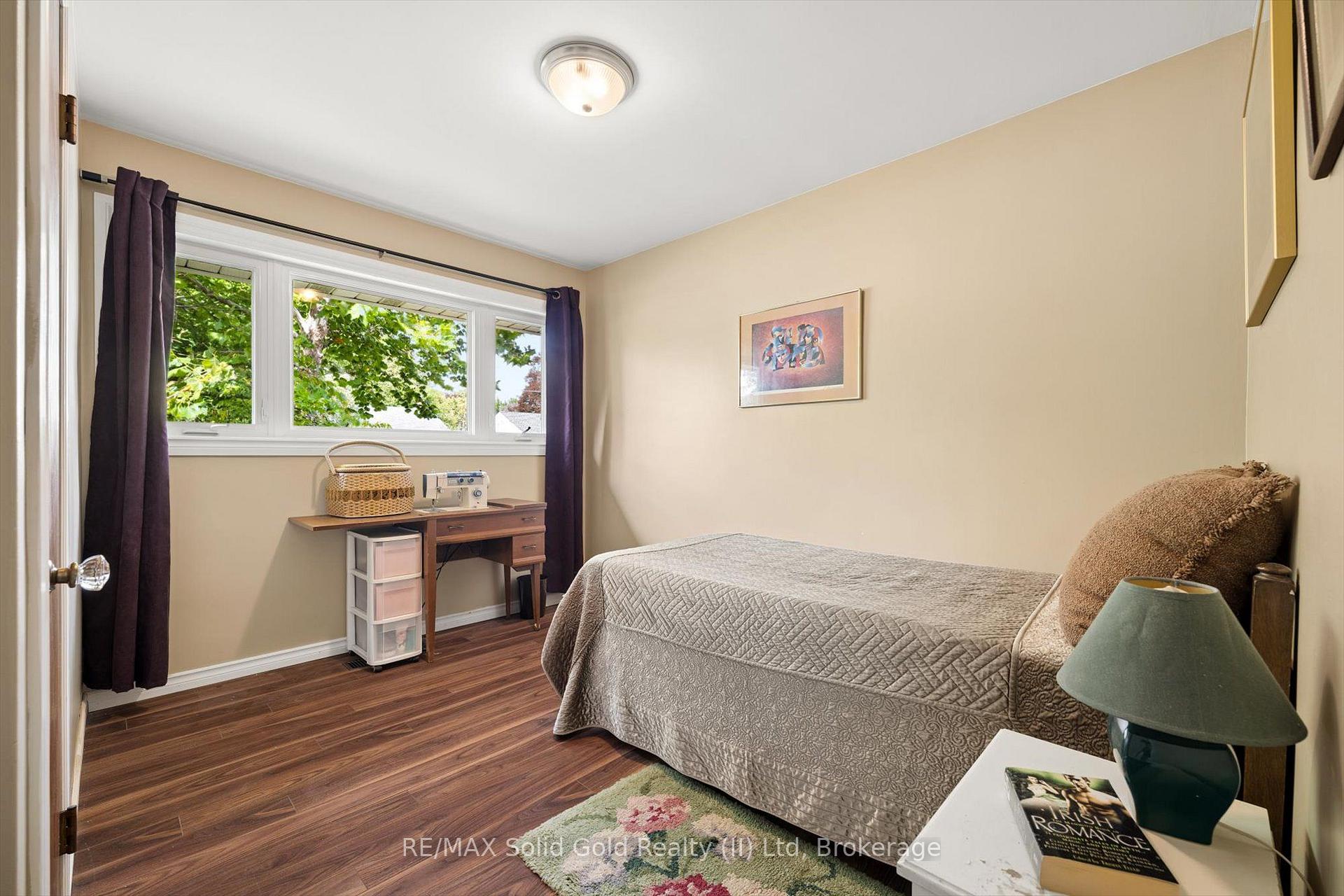 Photo 12 of 35 Edinburgh Road, Kitchener, Heritage Park/Rosemount — HOMEH