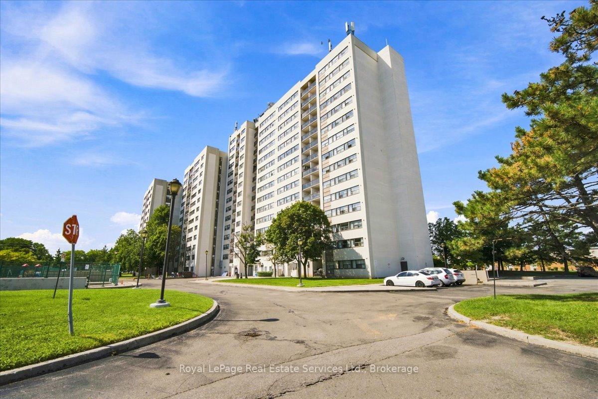 Photo of Unit 1112, 2900 Battleford Road