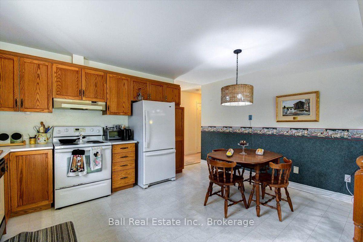Photo 21 of 20 Lakeview Drive, Scugog, Port Perry — HOMEH