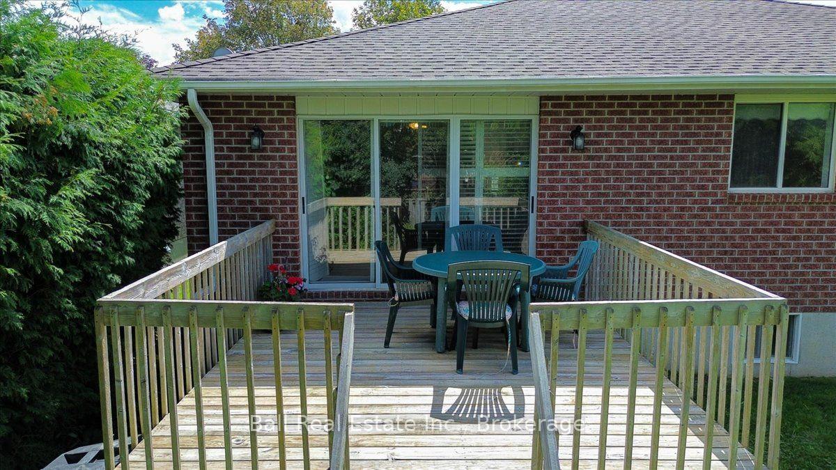 Photo 36 of 20 Lakeview Drive, Scugog, Port Perry — HOMEH