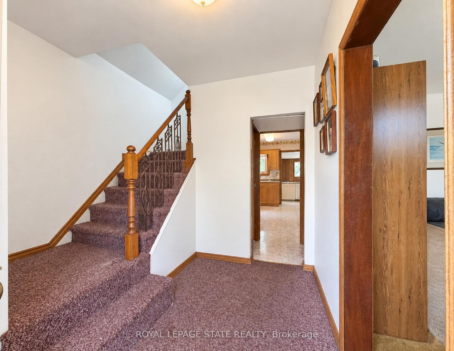 Photo 12 of 660 Burgess Avenue, Hamilton, Parkview — HOMEH