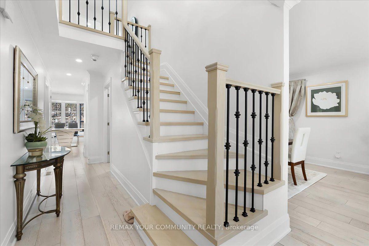 Photo 14 of 2491 Parmeer Drive, Mississauga, Erindale — HOMEH