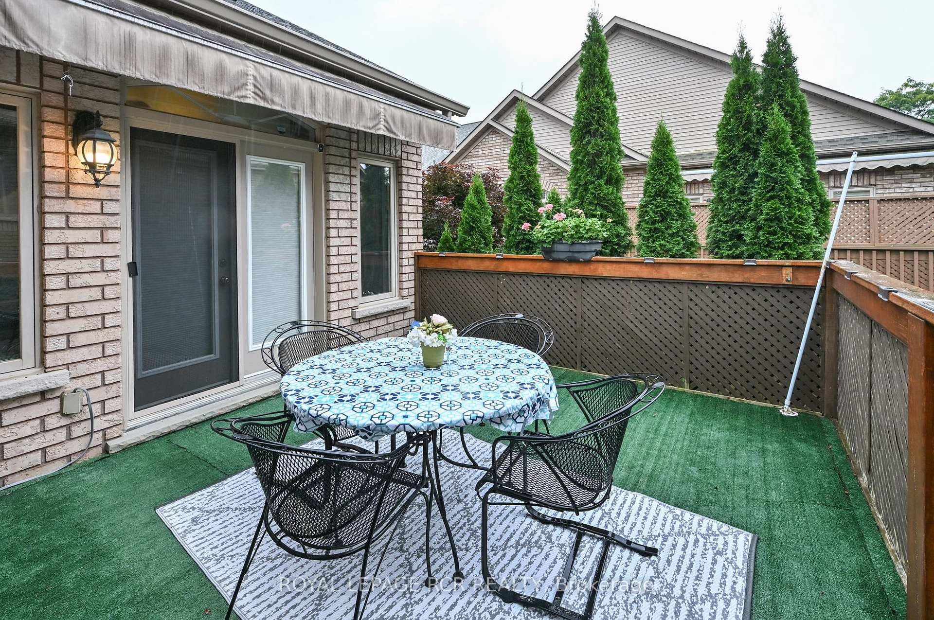Photo 9 of 52 Bella Vista Trail, New Tecumseth, Alliston — HOMEH