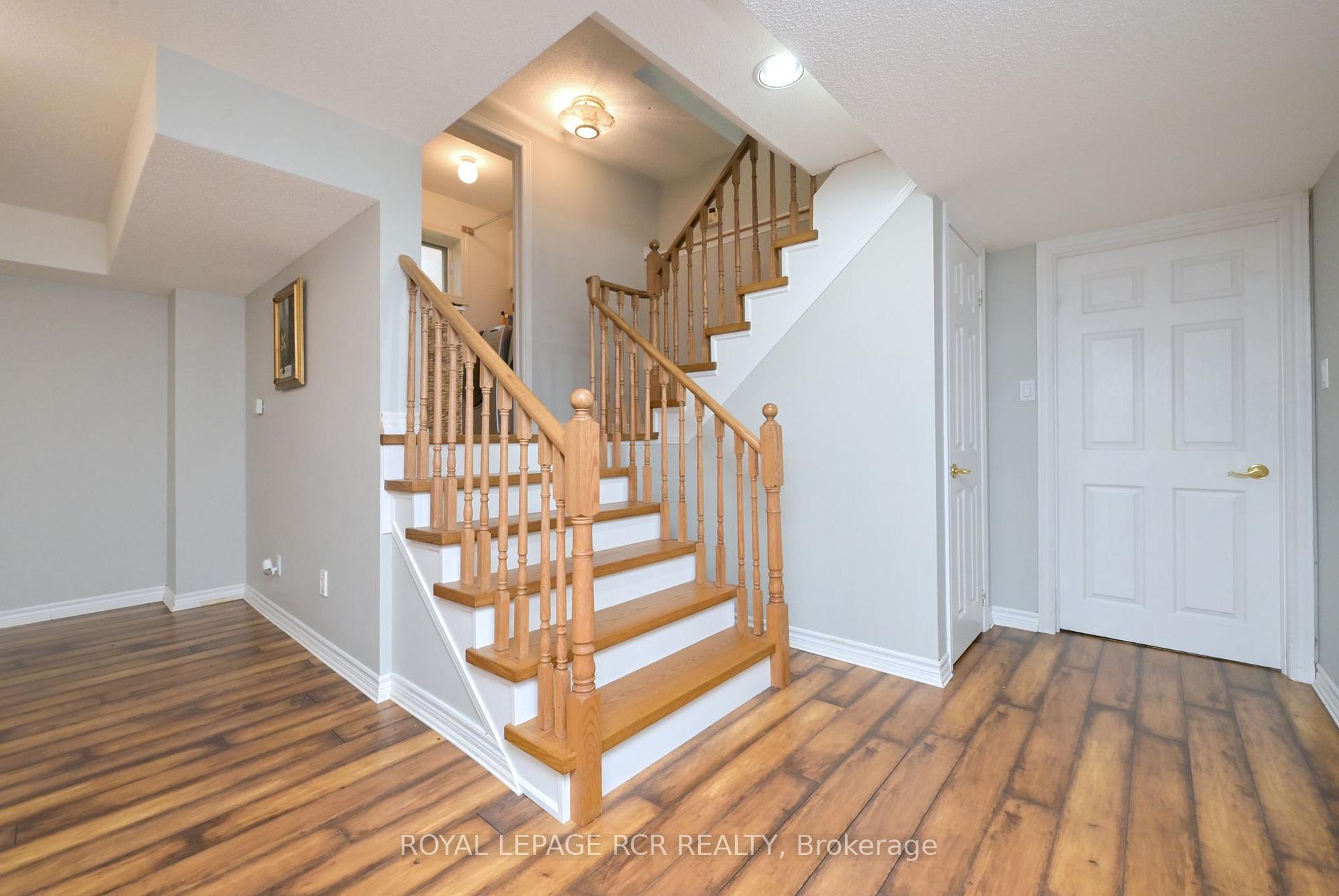 Photo 25 of 52 Bella Vista Trail, New Tecumseth, Alliston — HOMEH