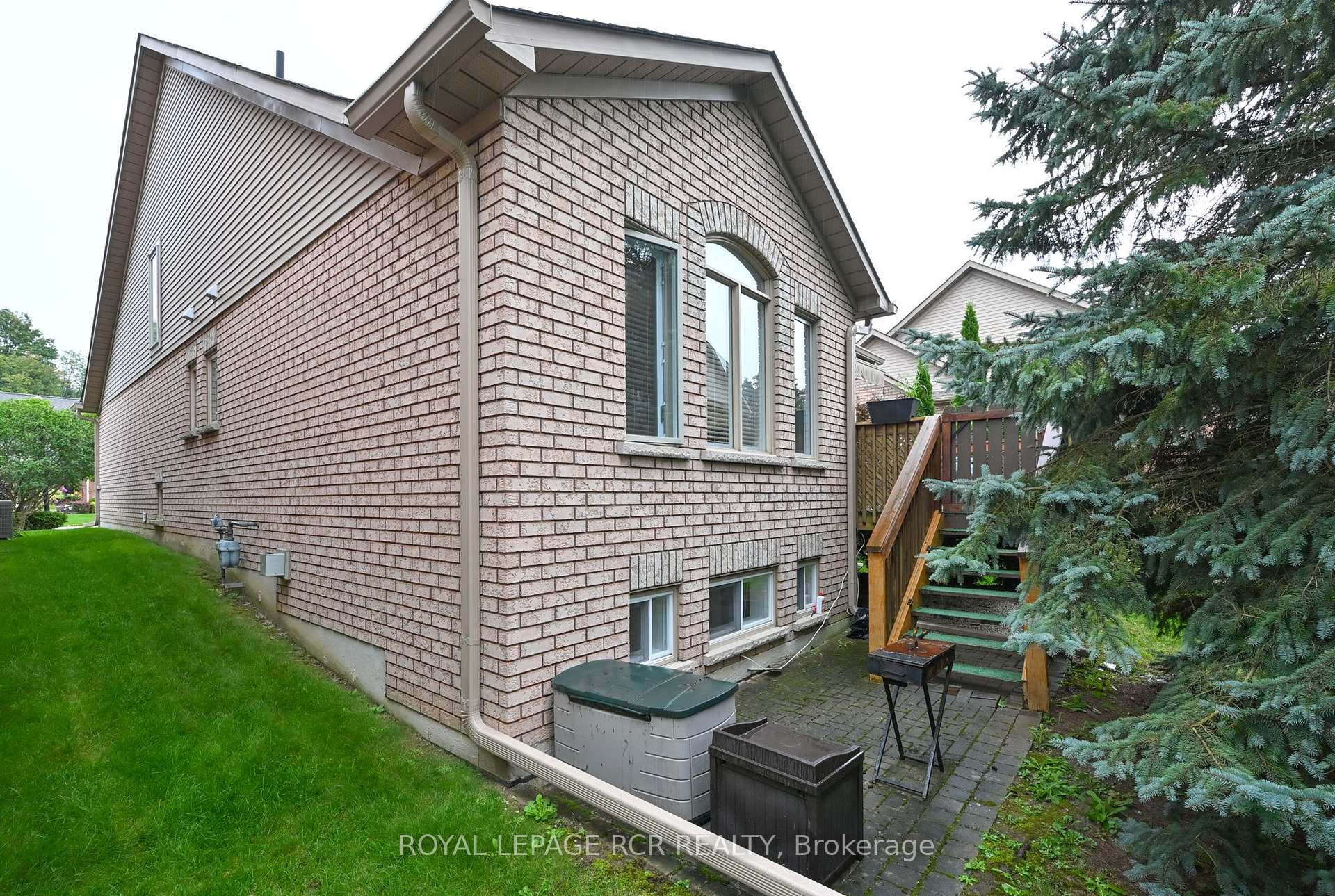 Photo 34 of 52 Bella Vista Trail, New Tecumseth, Alliston — HOMEH