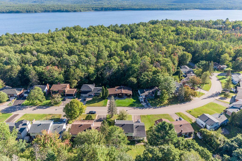 Photo 46 of 246 Thomas Street, Deep River, Deep River — HOMEH