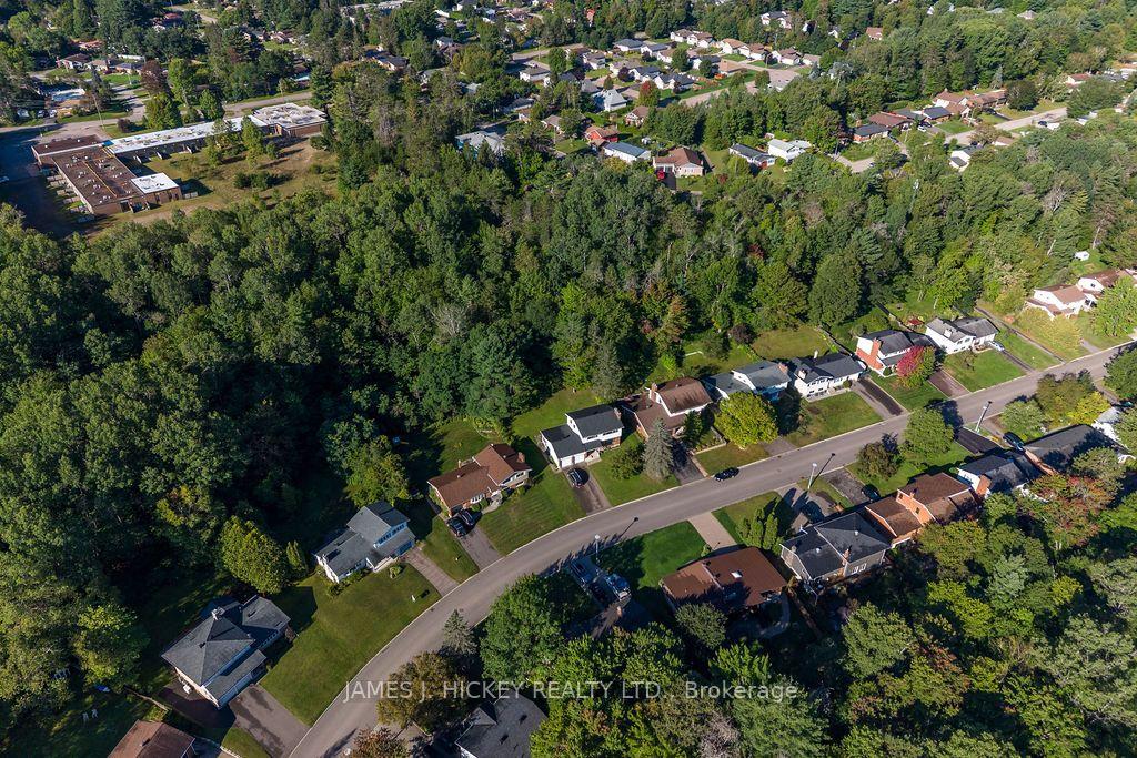 Photo 49 of 246 Thomas Street, Deep River, Deep River — HOMEH