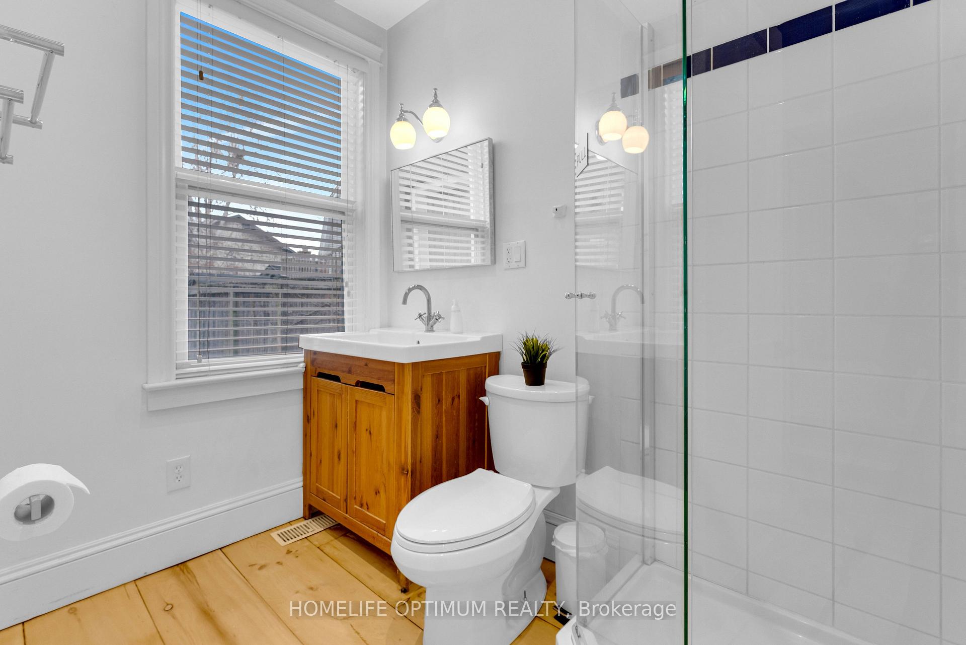 Photo 11 of 78 Ferrie Street W, Hamilton, North End — HOMEH