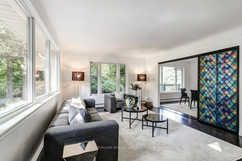 Photo 9 of 131 Parkview Avenue, Hamilton, Pleasant View — HOMEH