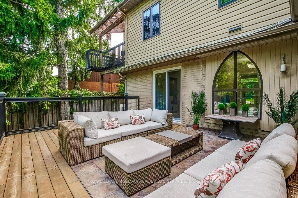 Photo 16 of 131 Parkview Avenue, Hamilton, Pleasant View — HOMEH