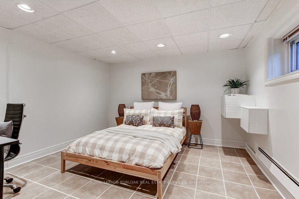 Photo 33 of 131 Parkview Avenue, Hamilton, Pleasant View — HOMEH