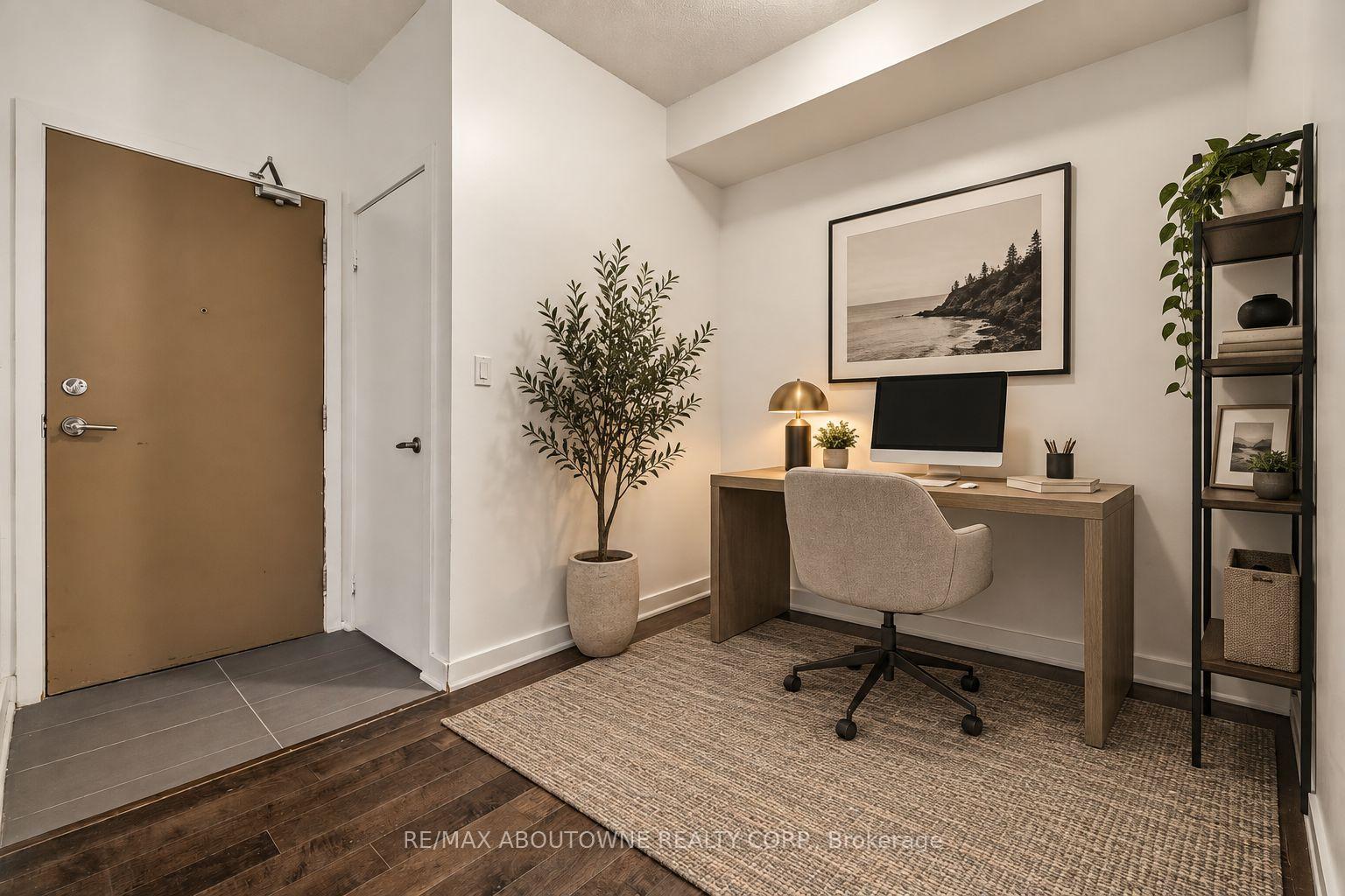 Photo 6 of Unit 1103, 4099 Brickstone Mews, Mississauga, City Centre — HOMEH