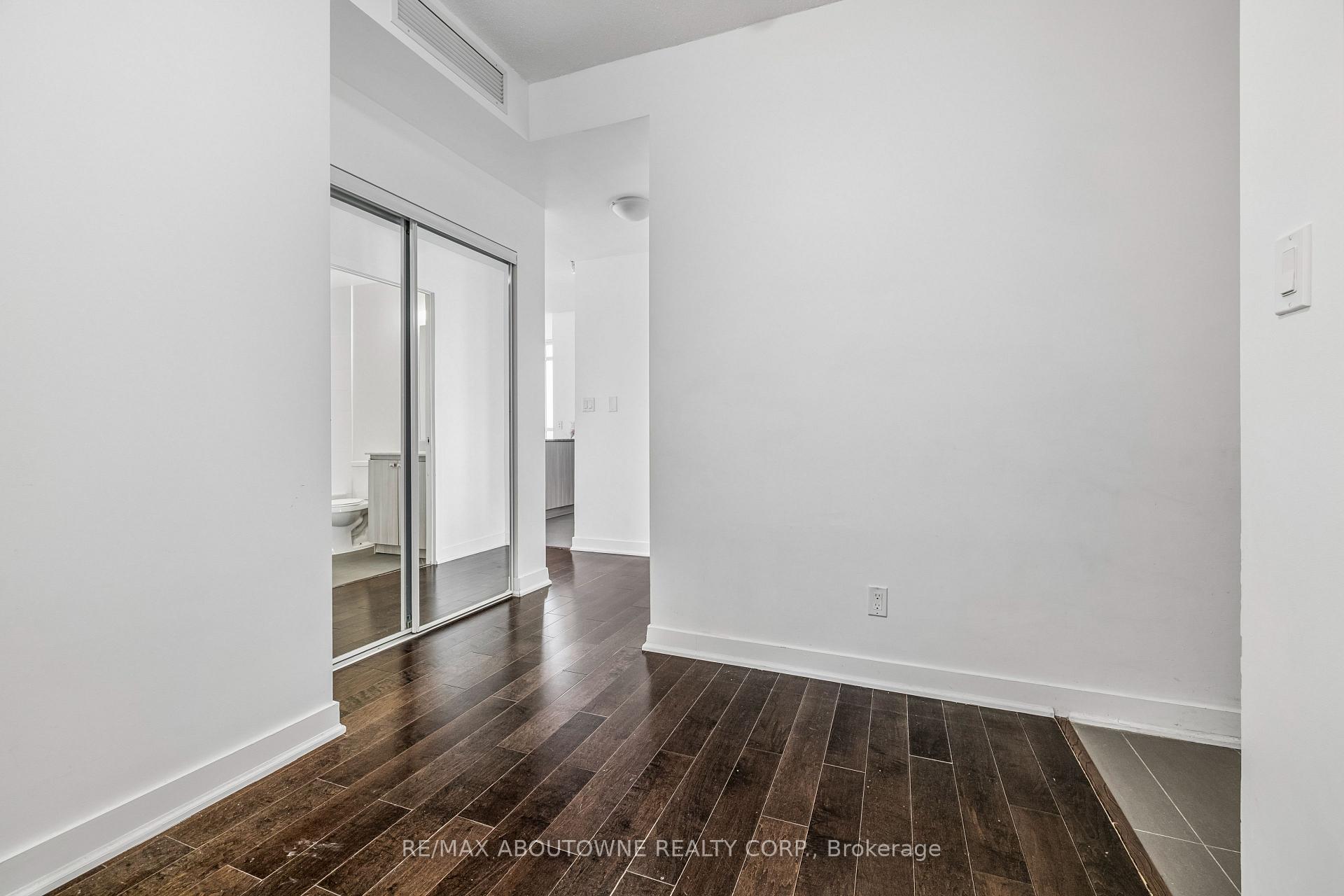 Photo 7 of Unit 1103, 4099 Brickstone Mews, Mississauga, City Centre — HOMEH