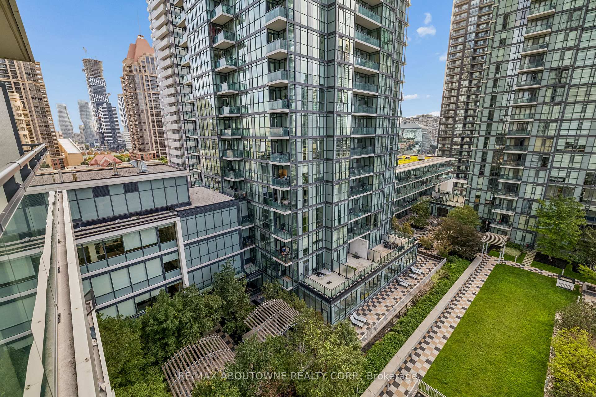 Photo 33 of Unit 1103, 4099 Brickstone Mews, Mississauga, City Centre — HOMEH