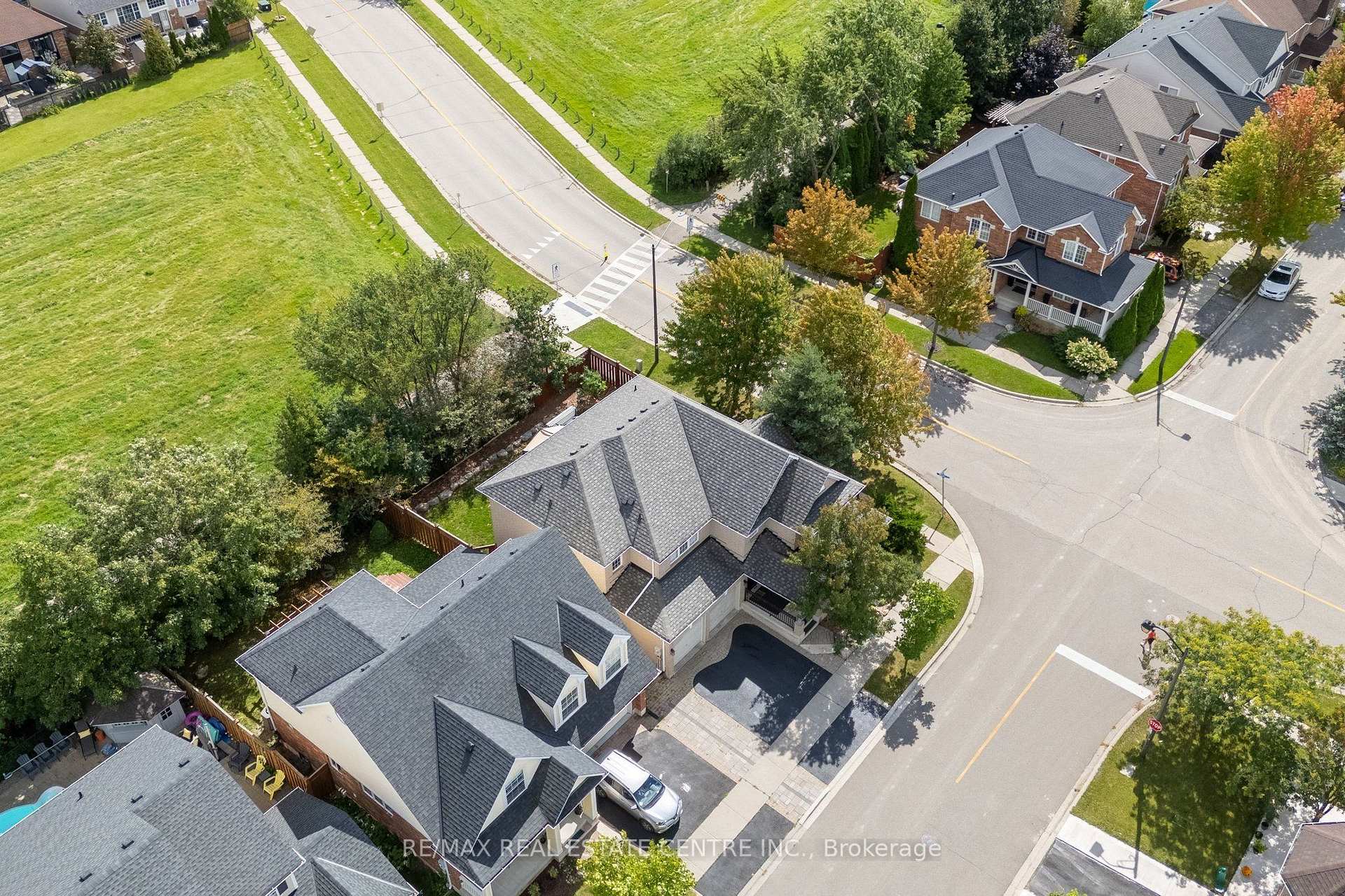 Photo 47 of 1667 Dempsey Crescent, Milton, Beaty — HOMEH