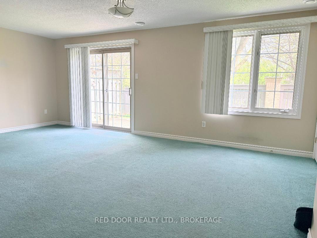 Photo 15 of Unit 66, 250 North Centre Road, London, North R — HOMEH