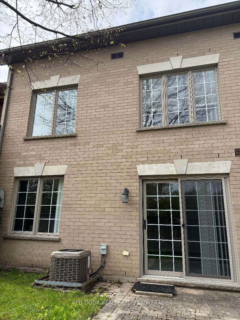 Photo 18 of Unit 66, 250 North Centre Road, London, North R — HOMEH