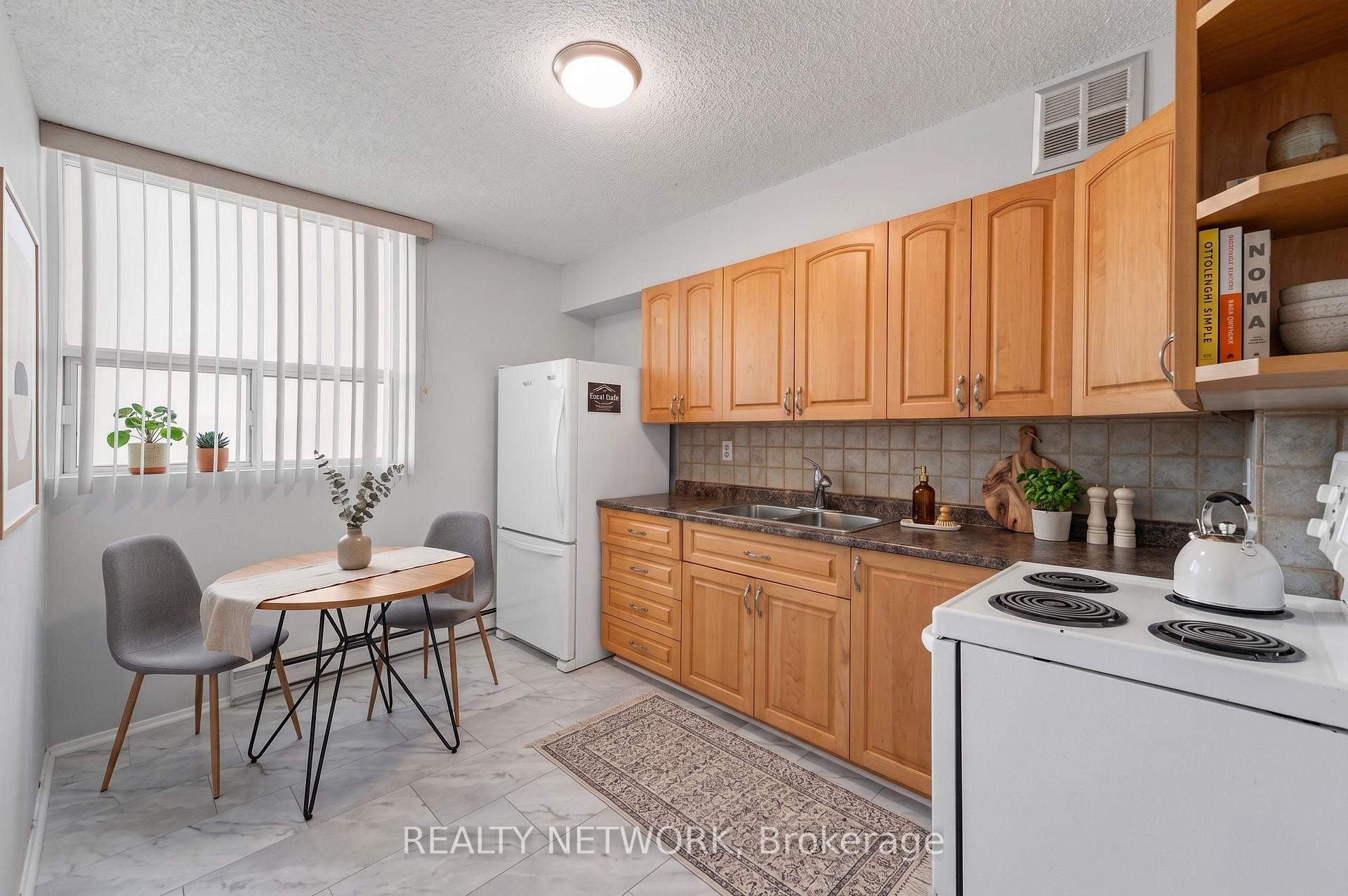 Photo 22 of Unit 1210, 700 Dynes Road, Burlington, Roseland — HOMEH