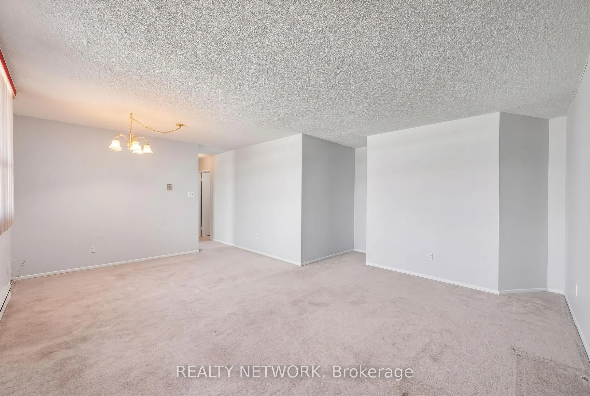 Photo 16 of Unit 1210, 700 Dynes Road, Burlington, Roseland — HOMEH