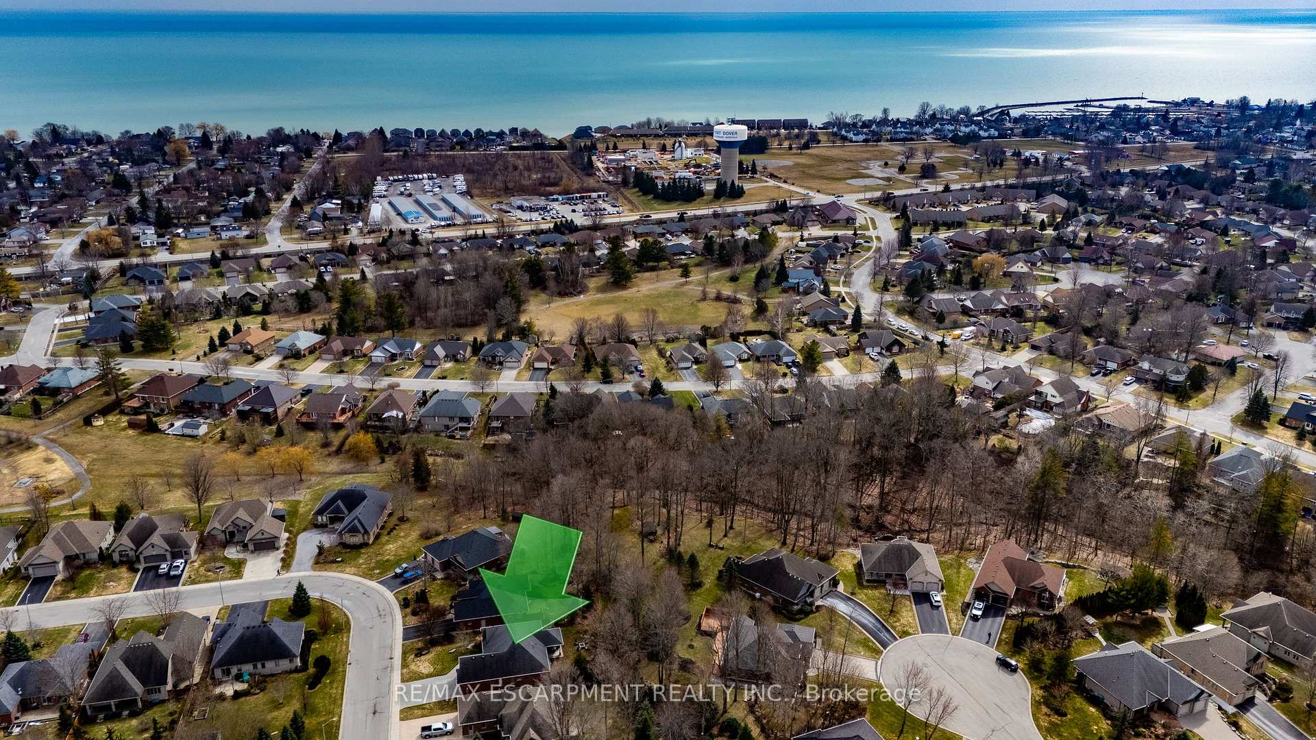 Photo 4 of 122 Don Jon Boulevard, Norfolk, Port Dover — HOMEH