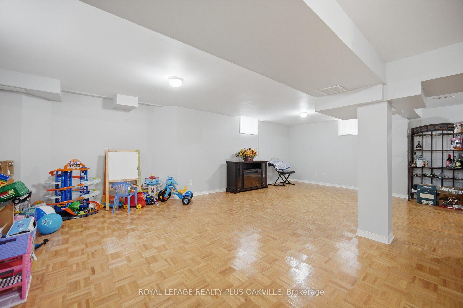 Photo 45 of 5431 Quartermain Crescent, Mississauga, Central Erin Mills — HOMEH