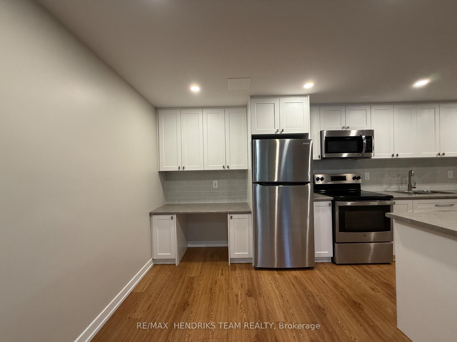 Photo 5 of Unit 304, 100 Woodrow Street, St. Catharines, Secord Woods — HOMEH