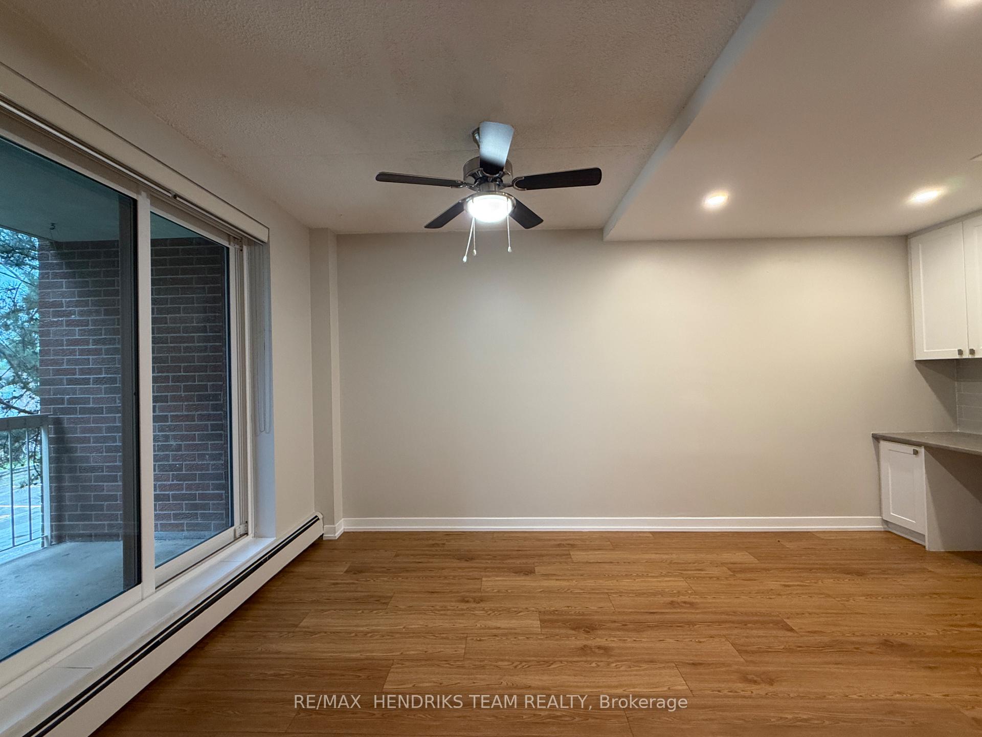 Photo 6 of Unit 304, 100 Woodrow Street, St. Catharines, Secord Woods — HOMEH