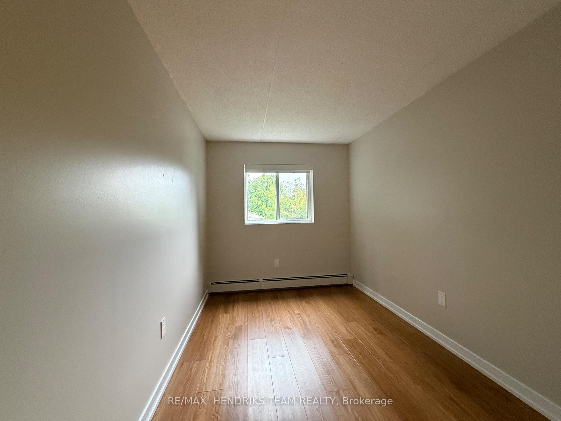Photo 9 of Unit 304, 100 Woodrow Street, St. Catharines, Secord Woods — HOMEH