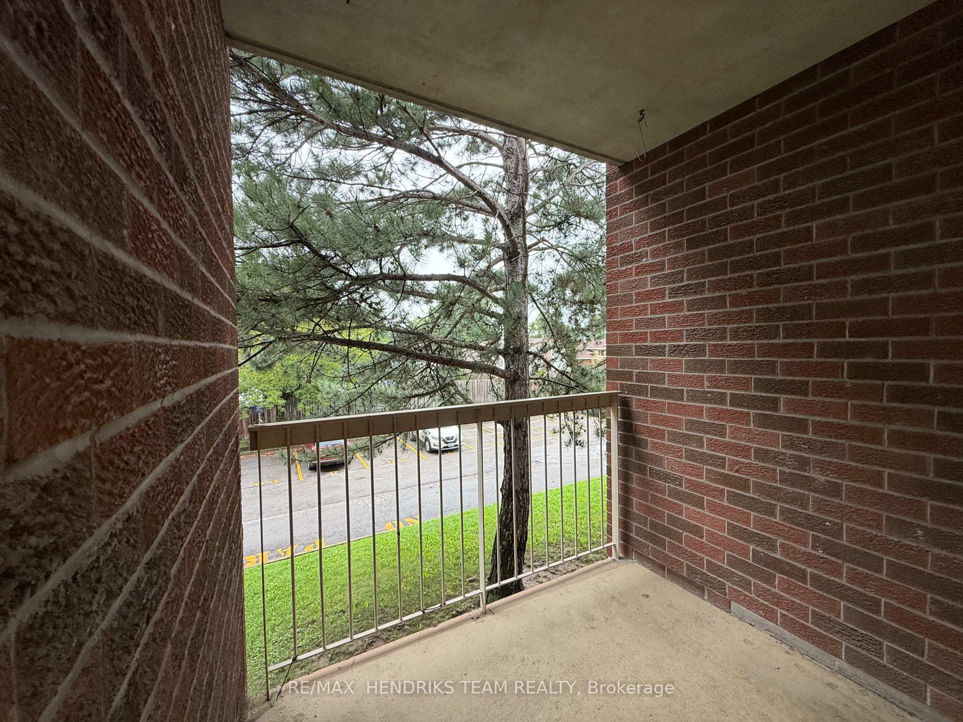 Photo 14 of Unit 304, 100 Woodrow Street, St. Catharines, Secord Woods — HOMEH