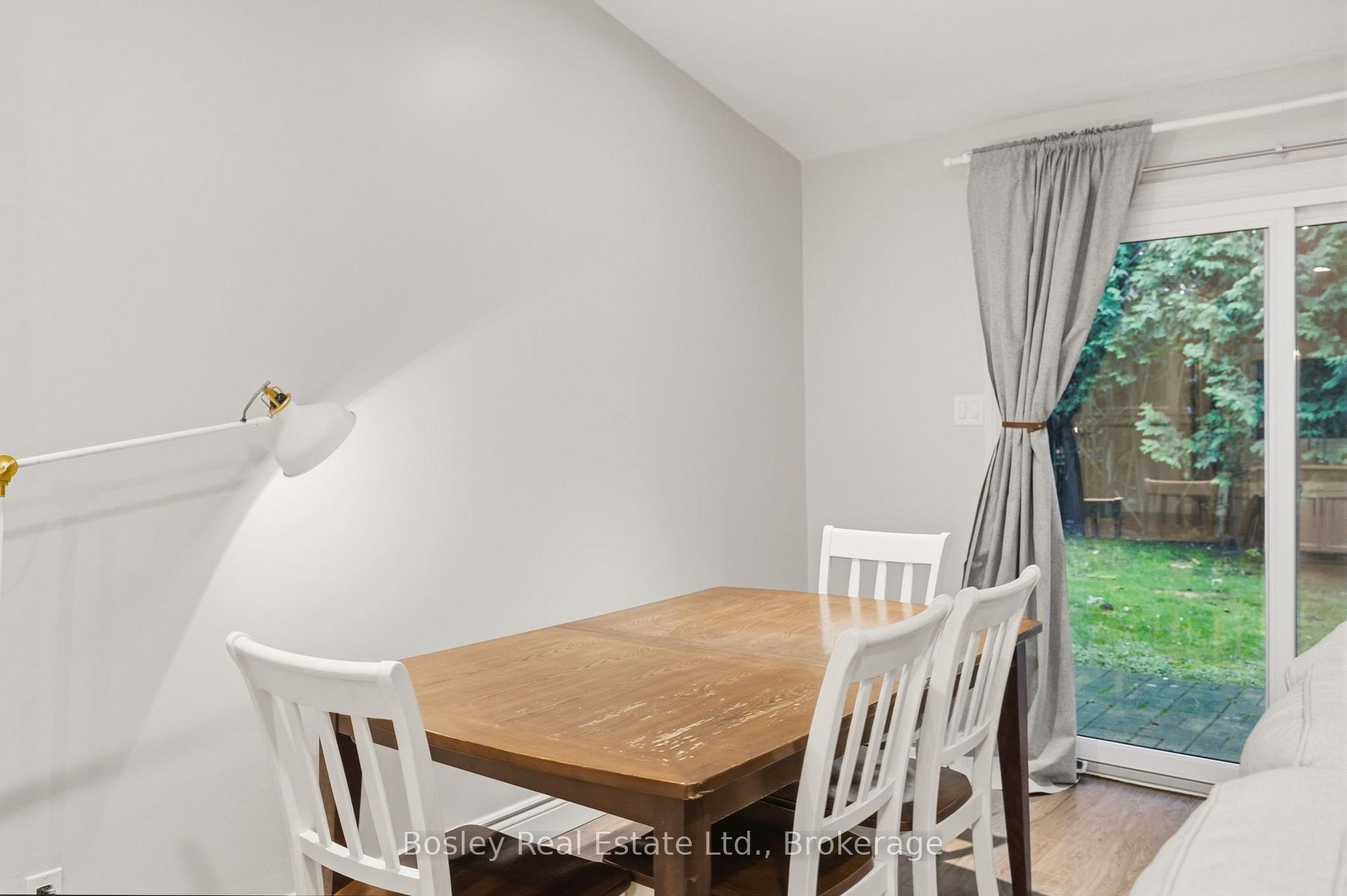 Photo 15 of Unit 3, 100 Fairway Crescent, Collingwood — HOMEH