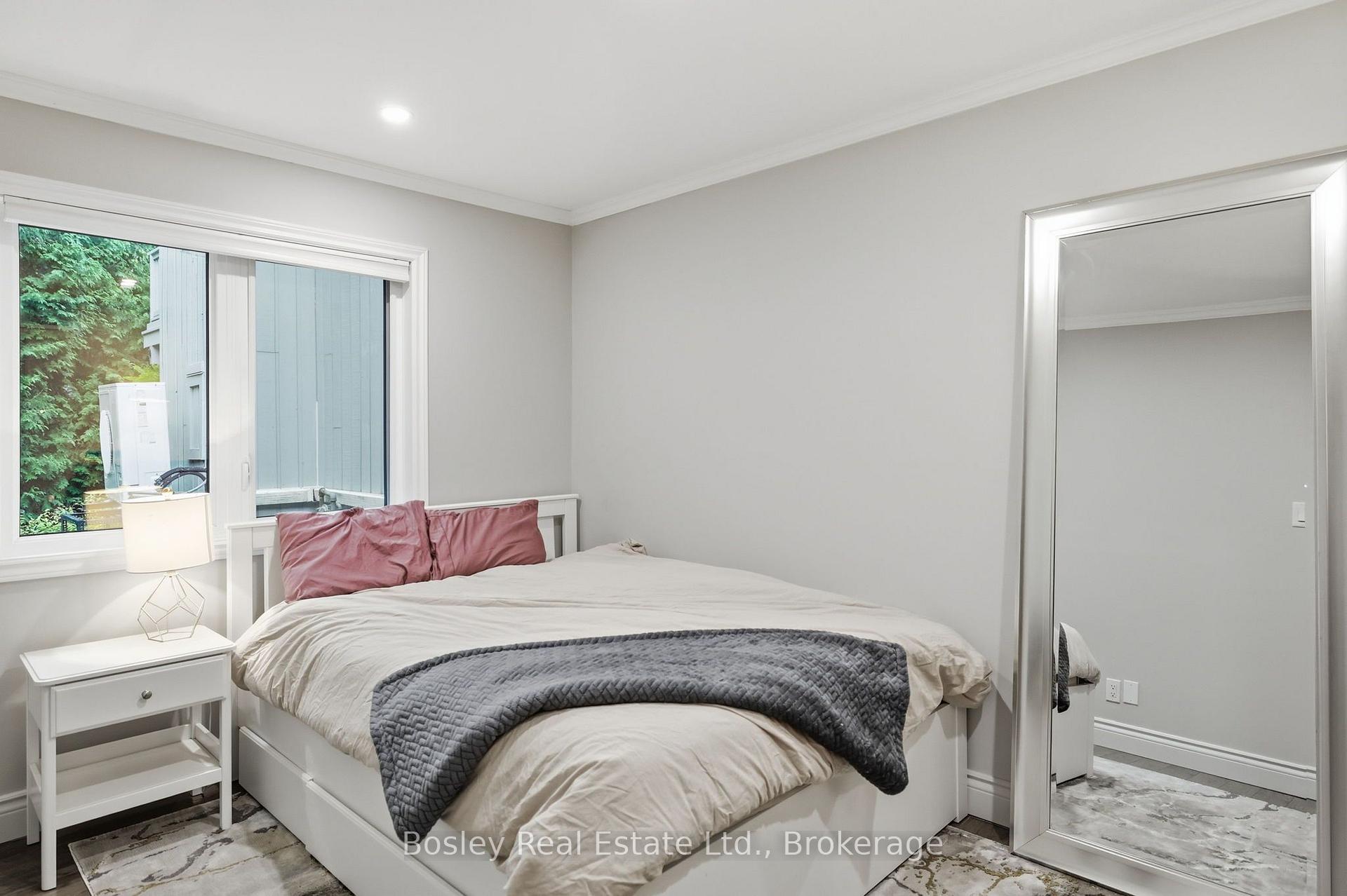 Photo 16 of Unit 3, 100 Fairway Crescent, Collingwood — HOMEH