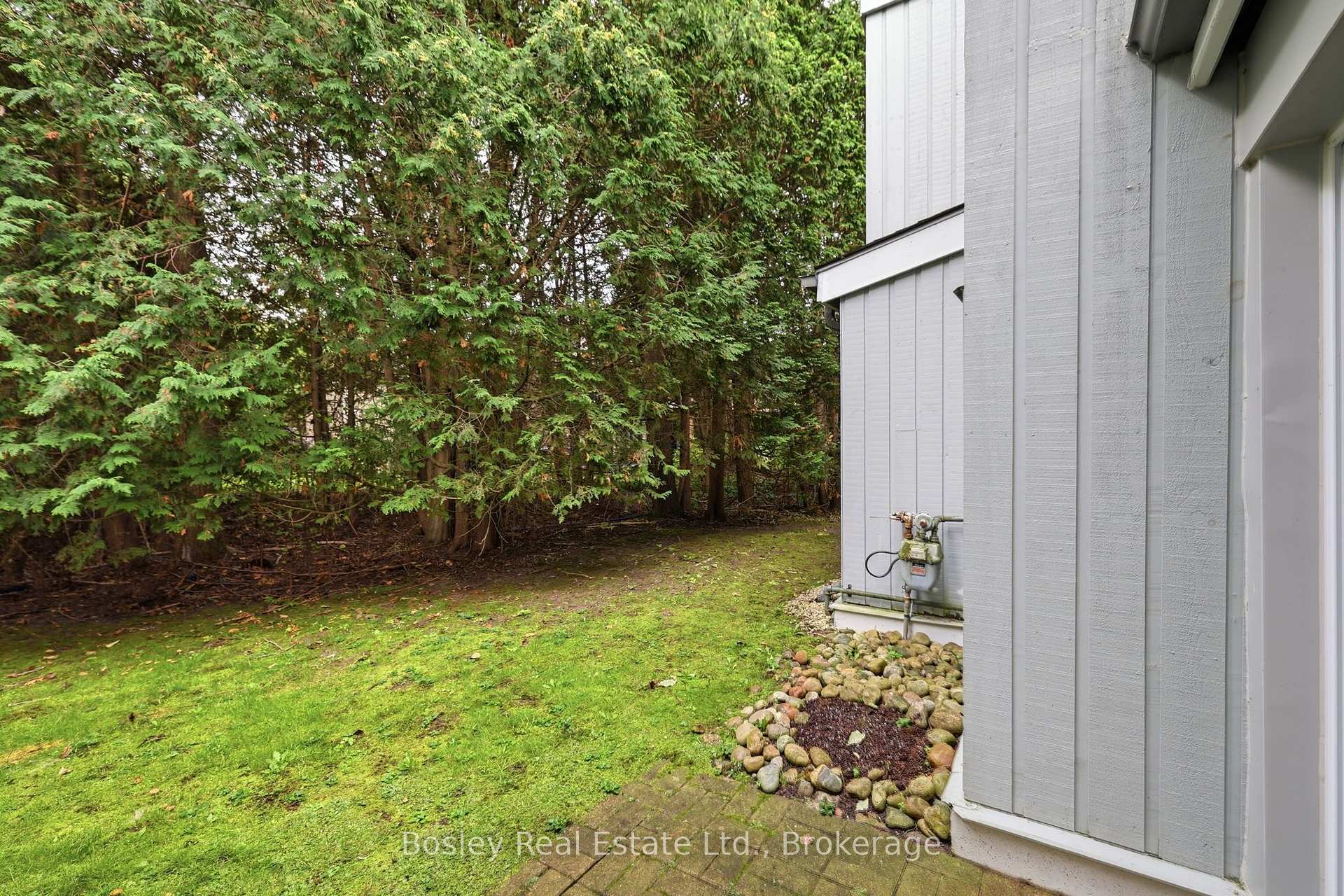 Photo 27 of Unit 3, 100 Fairway Crescent, Collingwood — HOMEH